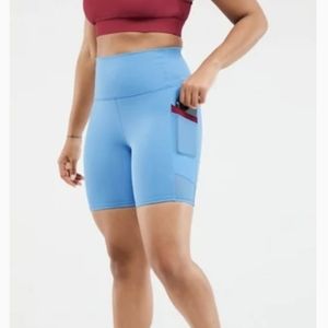 On-The-Go Ultra High Waisted 7" Short